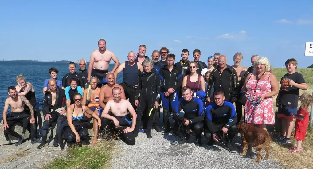 Groepsfoto Yellow Diving School